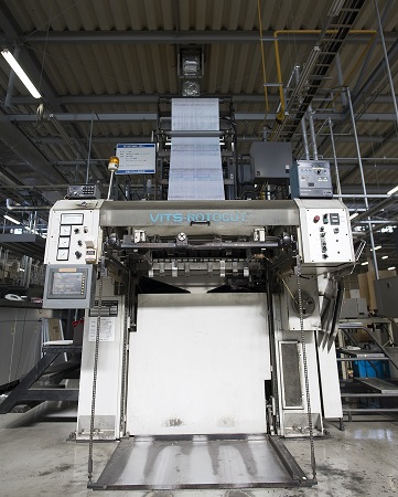 豊富な設備｜紅屋オフセット株式会社｜輪転機11台を所持！受託製造専門